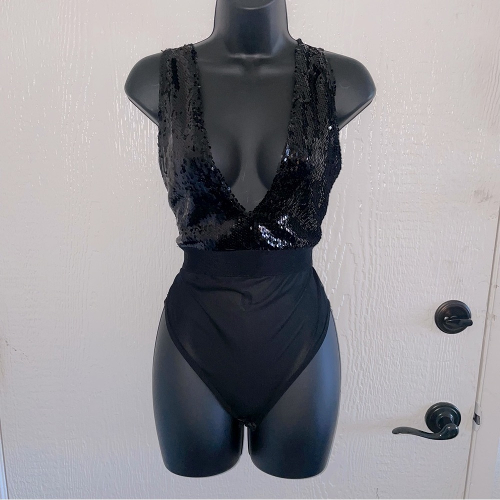Sequin plunge v neck bodysuit